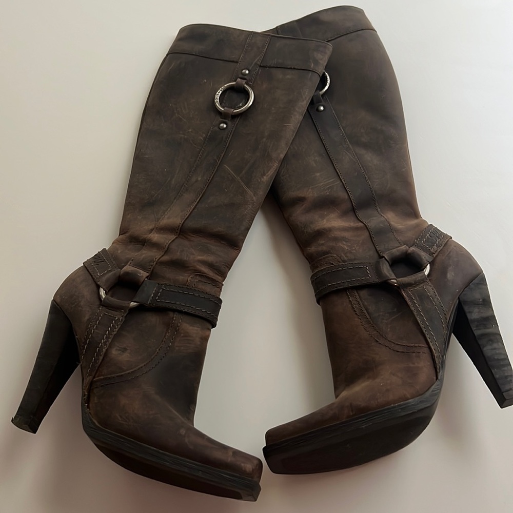 Great Condition ! Worn once!